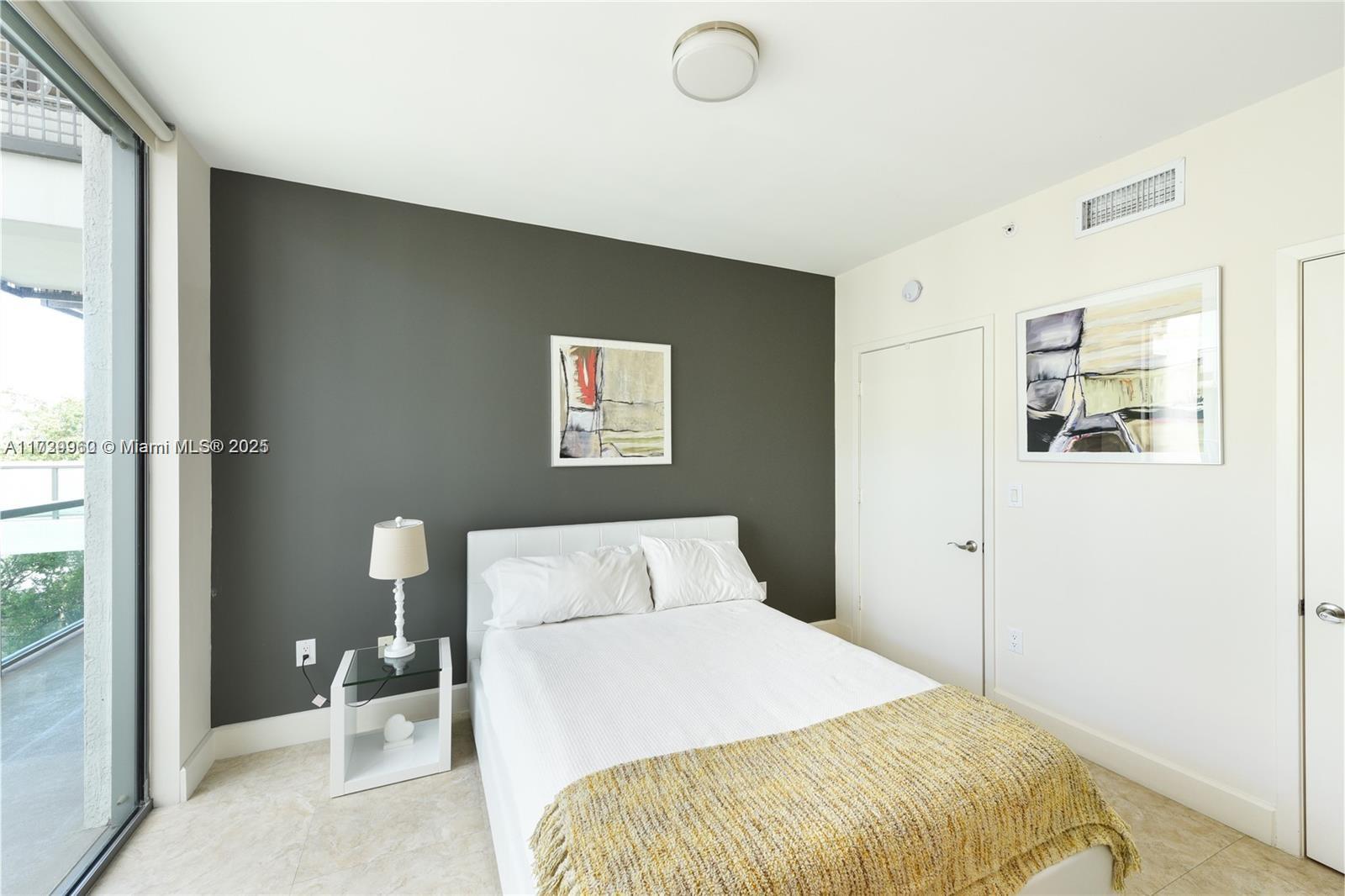 6000 Collins Ave # 505