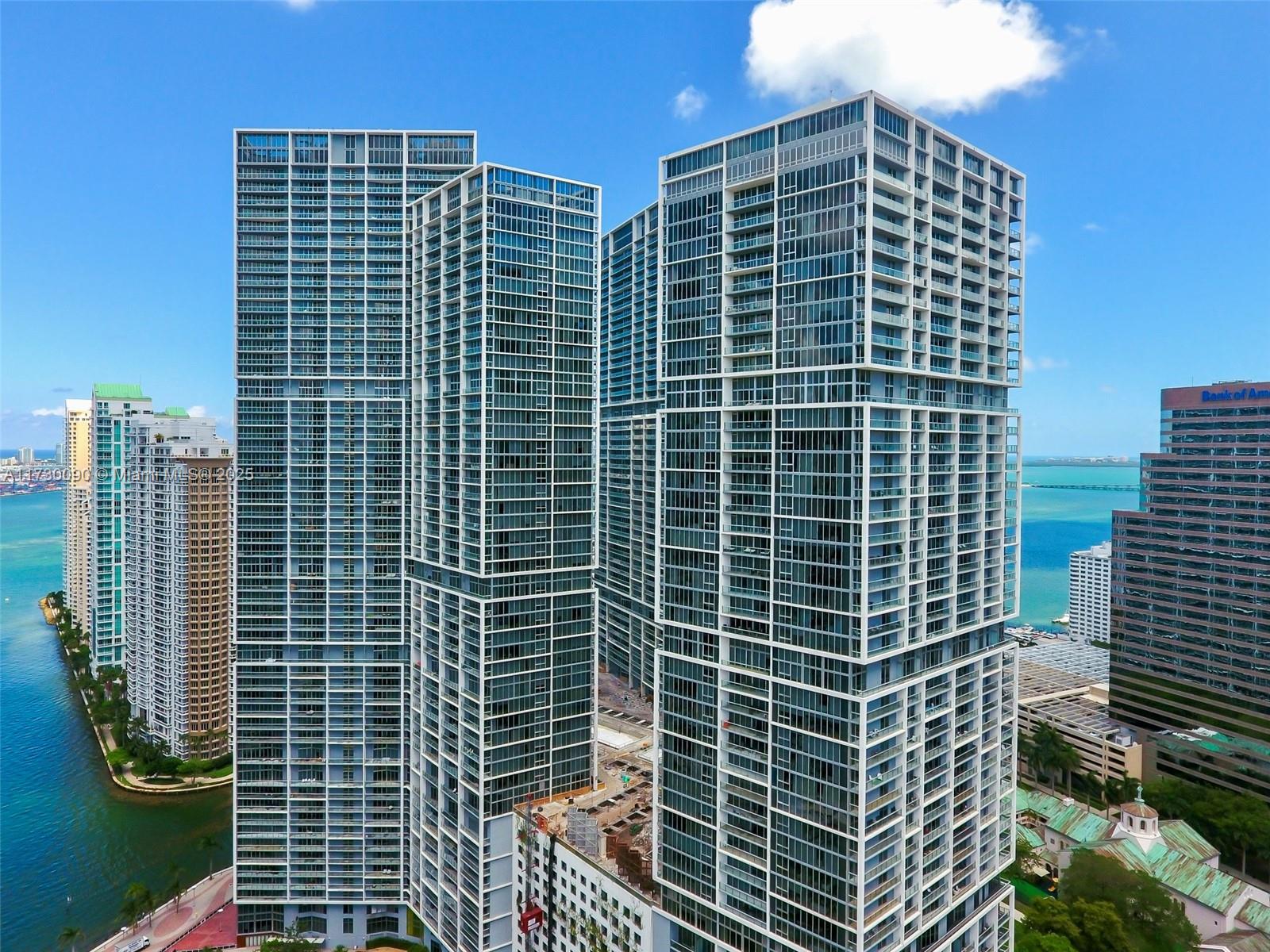 495 Brickell Ave # 5203