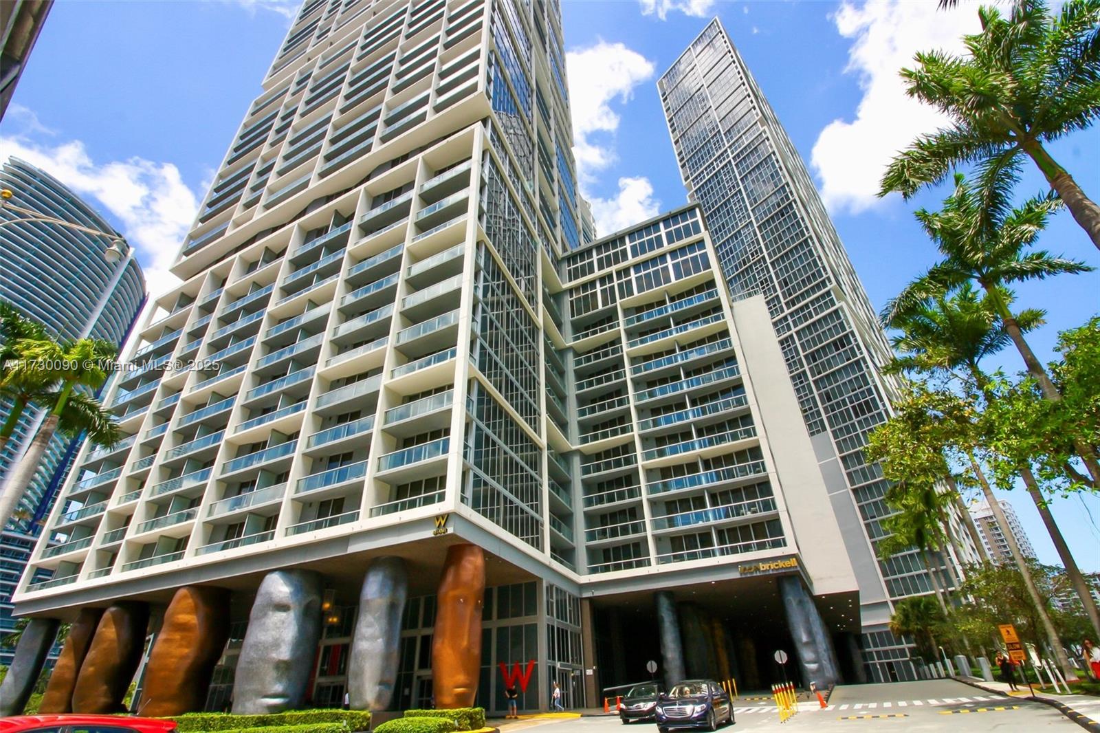 495 Brickell Ave # 5203