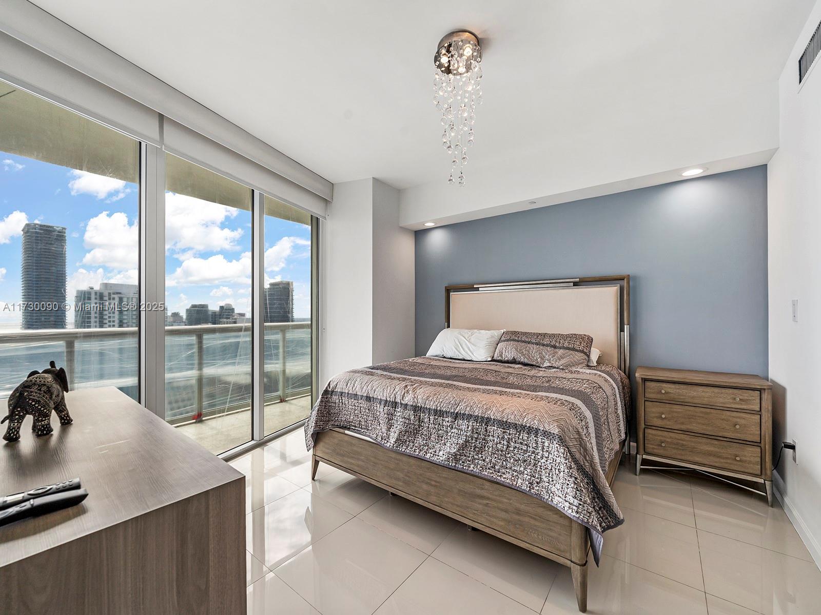 495 Brickell Ave # 5203