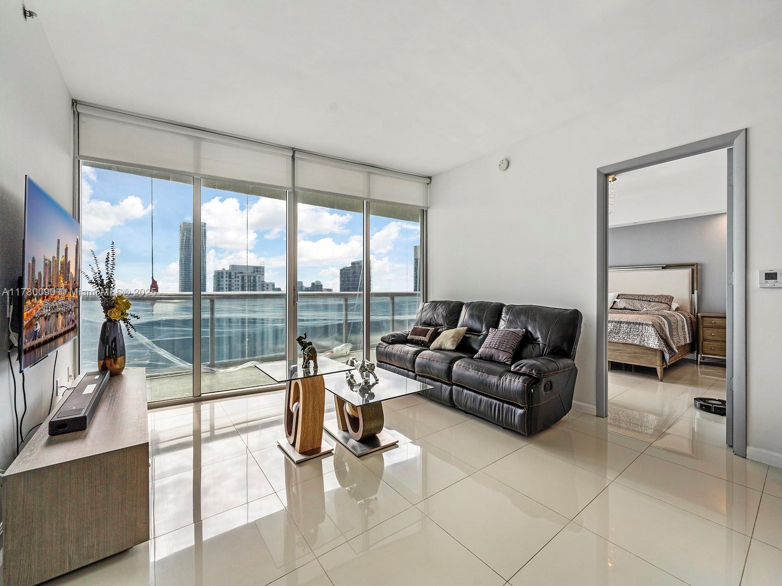 495 Brickell Ave # 5203