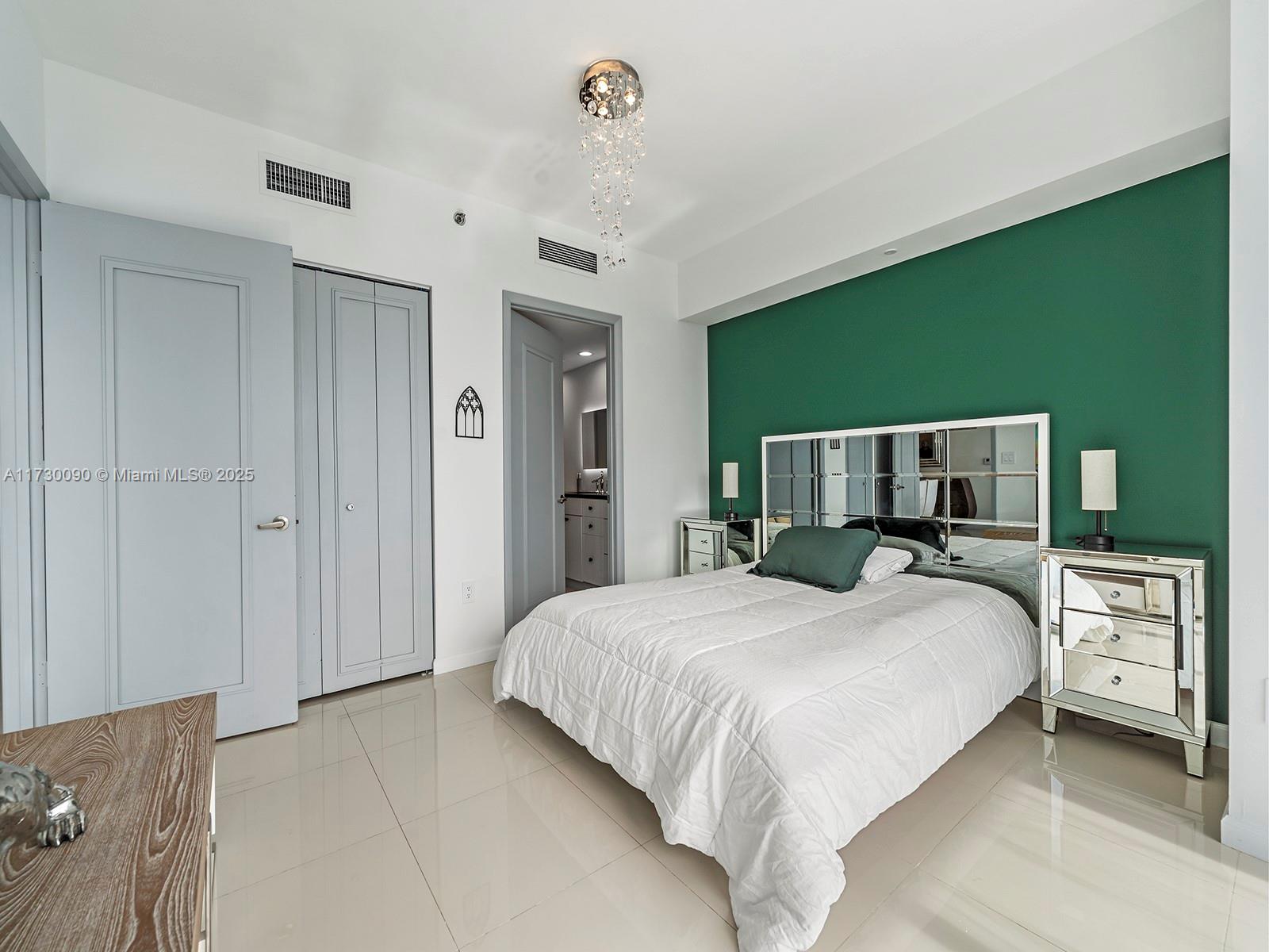 495 Brickell Ave # 5203