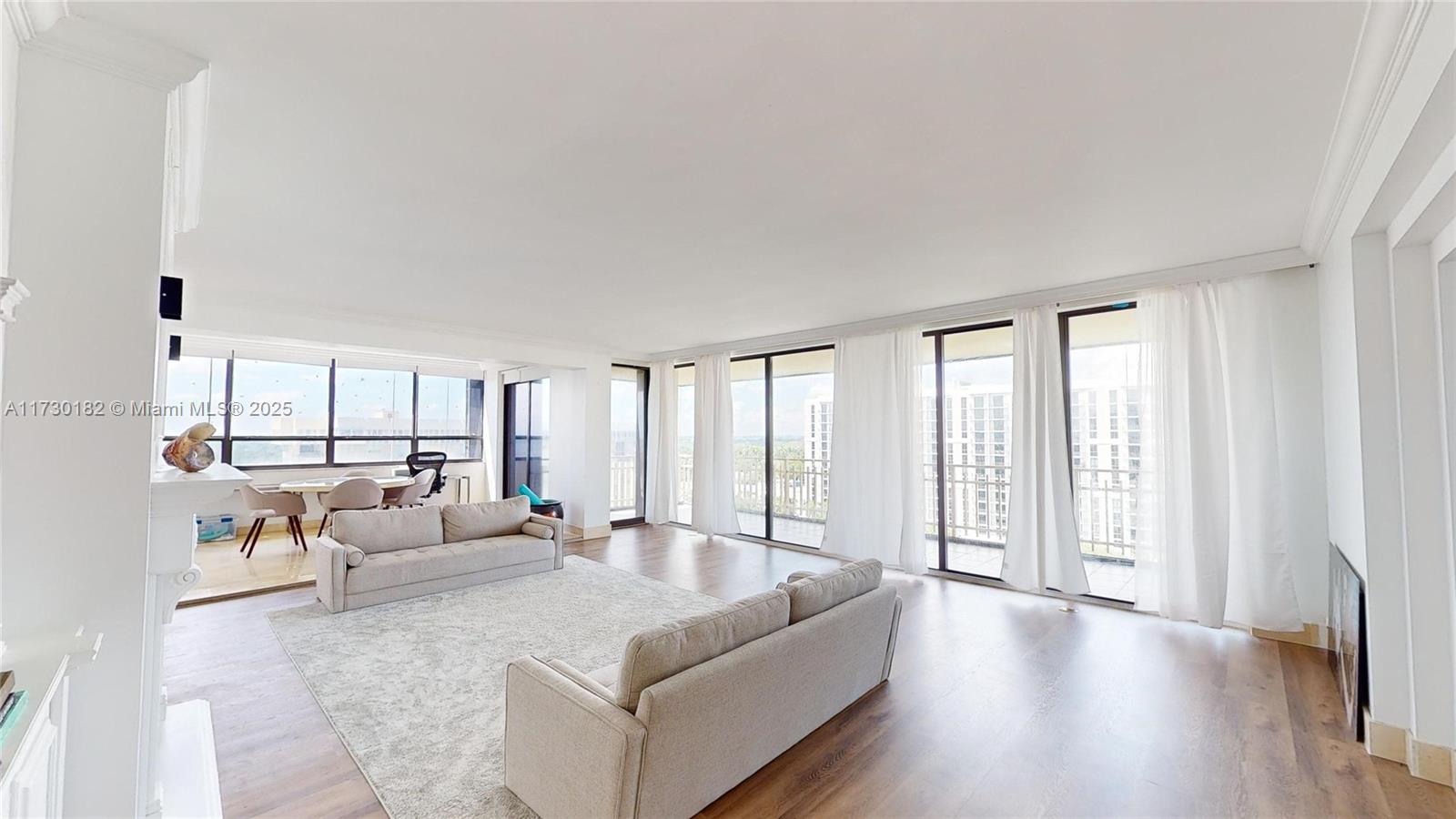 11113 Biscayne Blvd # 1252