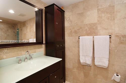1834 Brickell Ave # 23