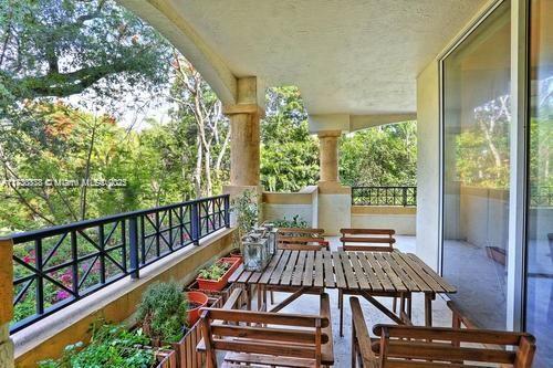 1834 Brickell Ave # 23