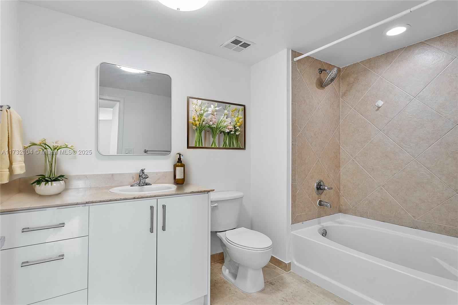 335 S Biscayne Blvd # 2207