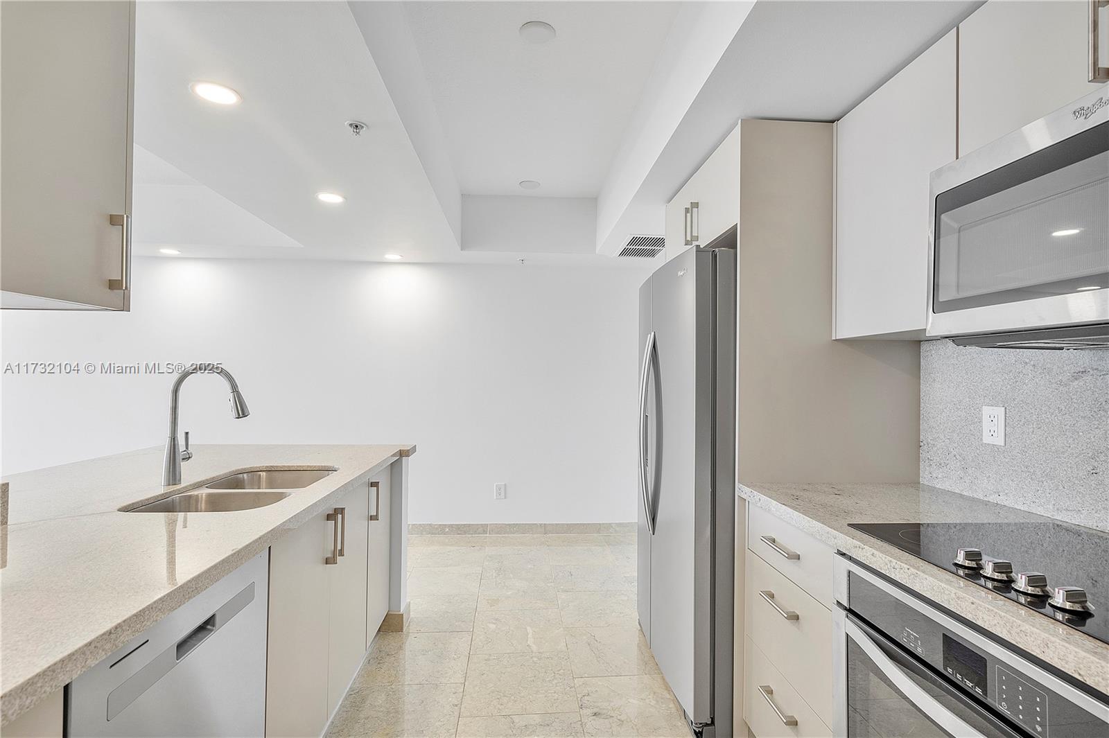 335 S Biscayne Blvd # 2207