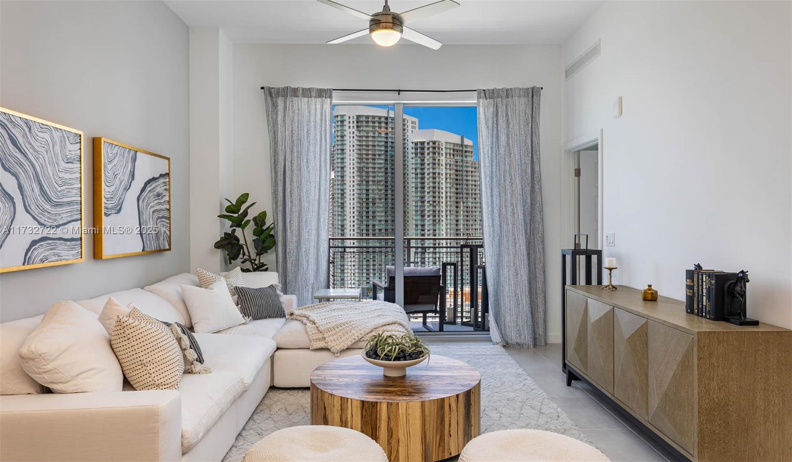 2150 N Bayshore Dr # 2608