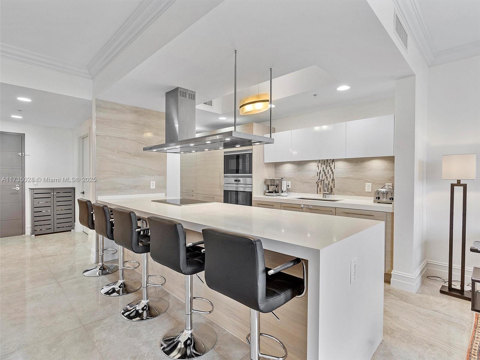 17301 Biscayne Blvd # 506