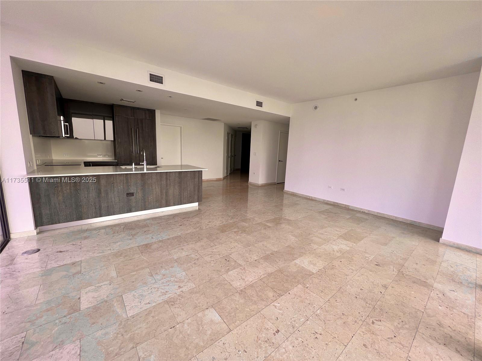 88 SW 7th St # 2012