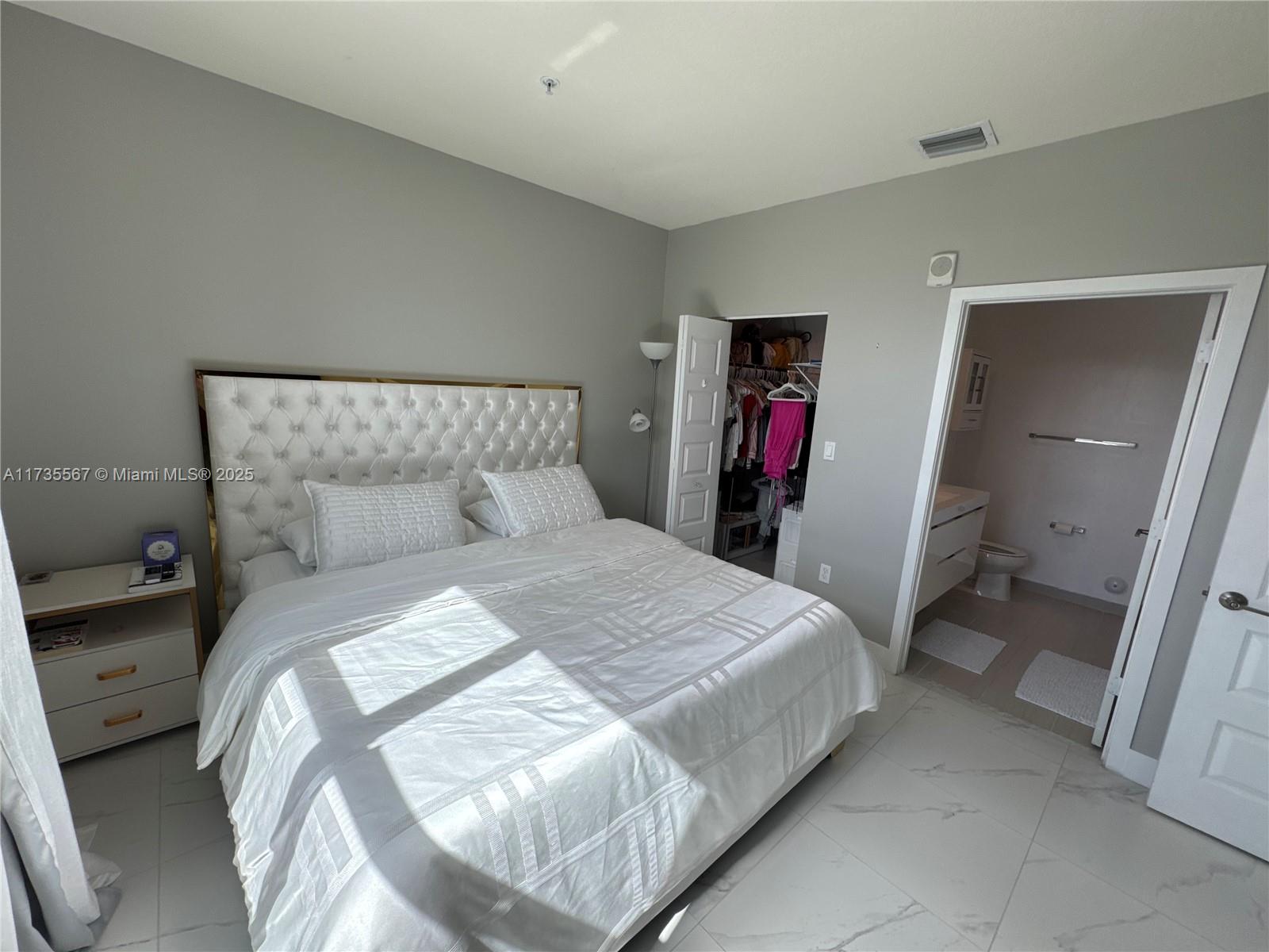 7809 NW 104th Ave # 28