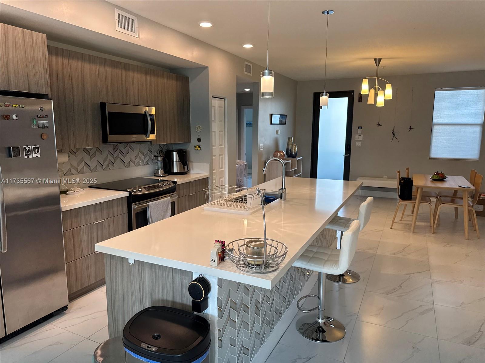 7809 NW 104th Ave # 28