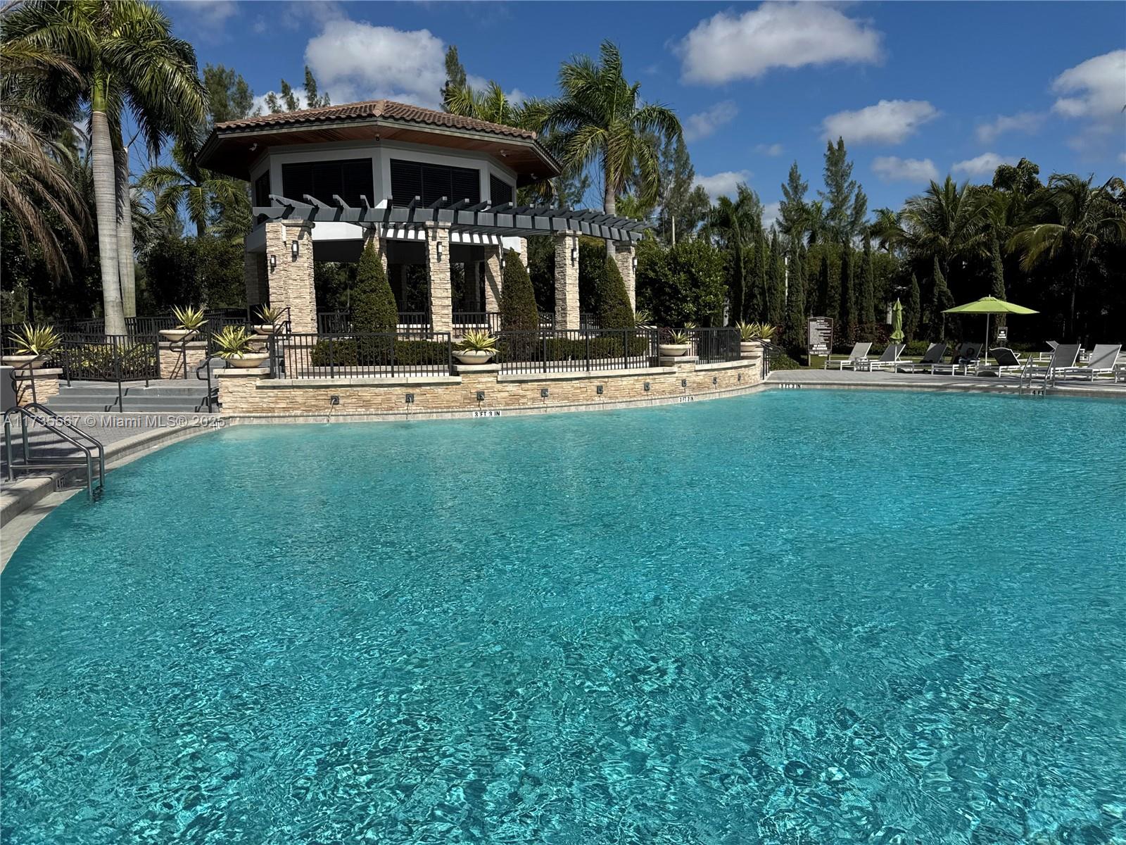 7809 NW 104th Ave # 28