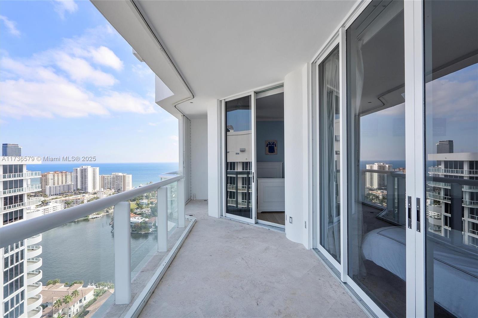 21150 Point Pl # 3105 Unit: PH 3105