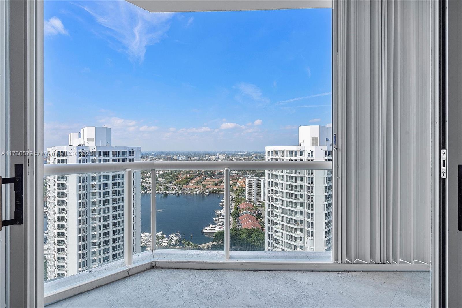 21150 Point Pl # 3105 Unit: PH 3105