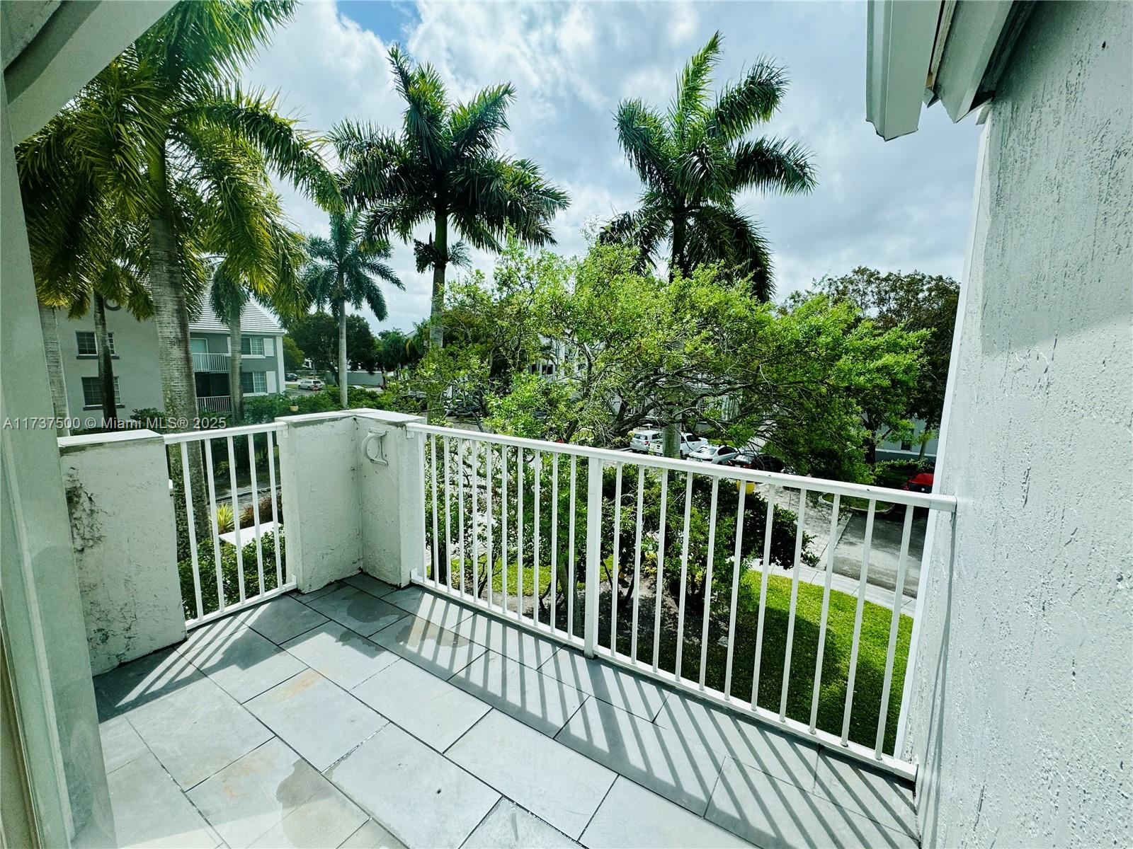 11145 SW 6th St # 303