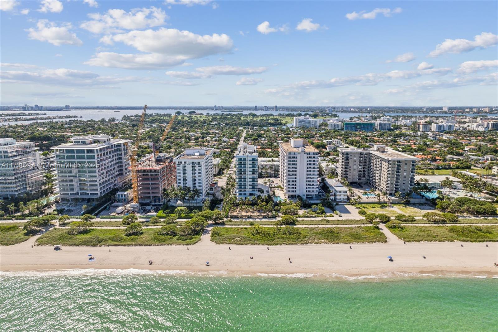9201 Collins Ave # 821