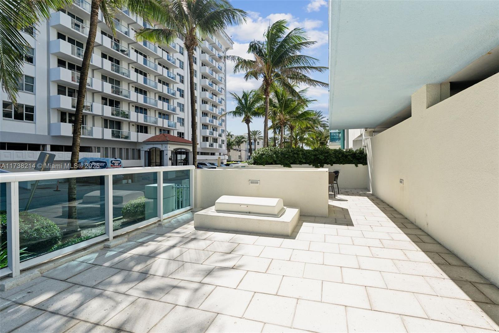 9201 Collins Ave # 821