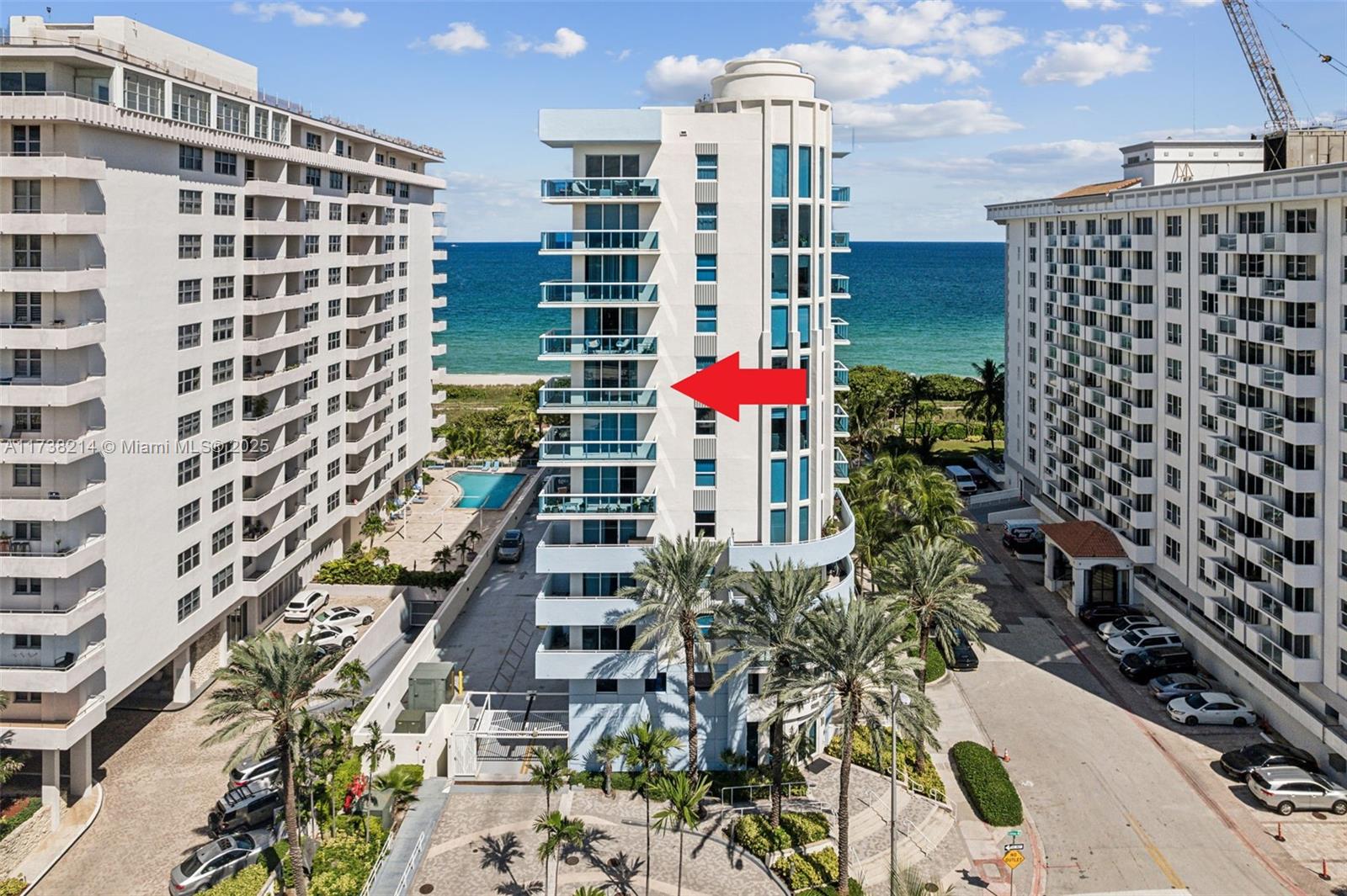 9201 Collins Ave # 821