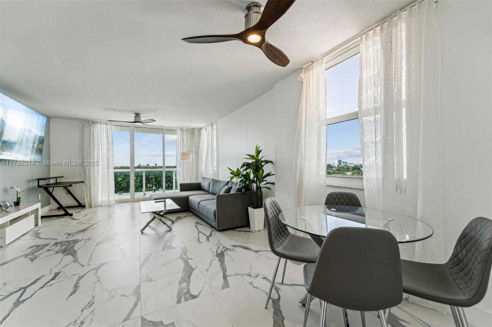 9201 Collins Ave # 821