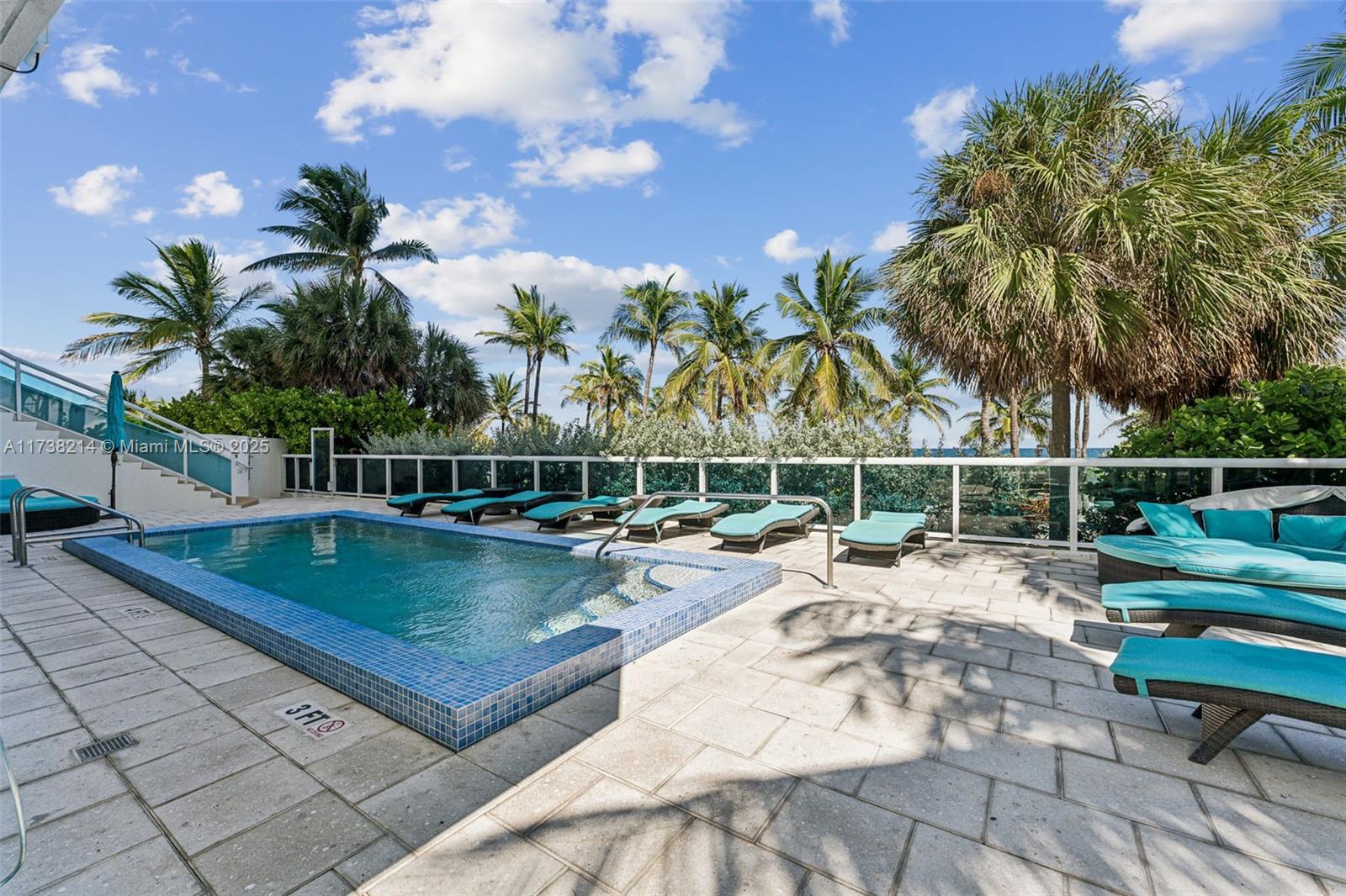 9201 Collins Ave # 821