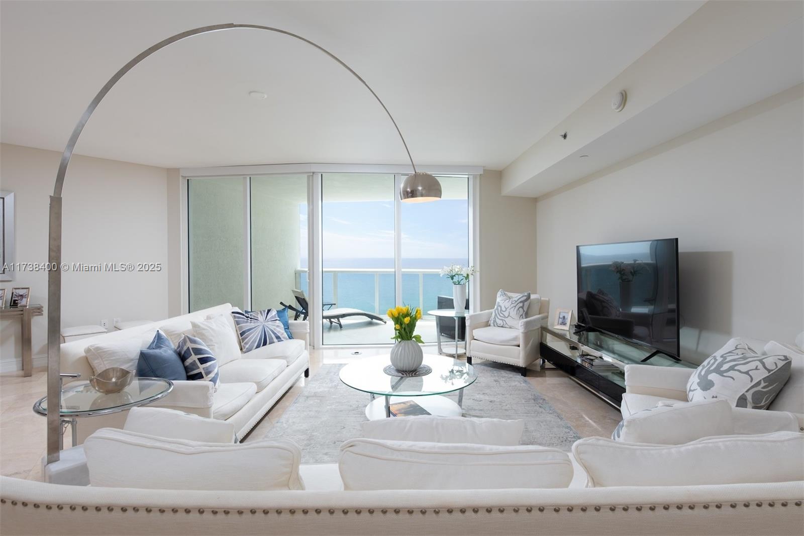 17201 Collins Ave # 1604