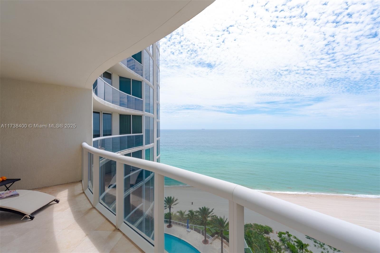 17201 Collins Ave # 1604
