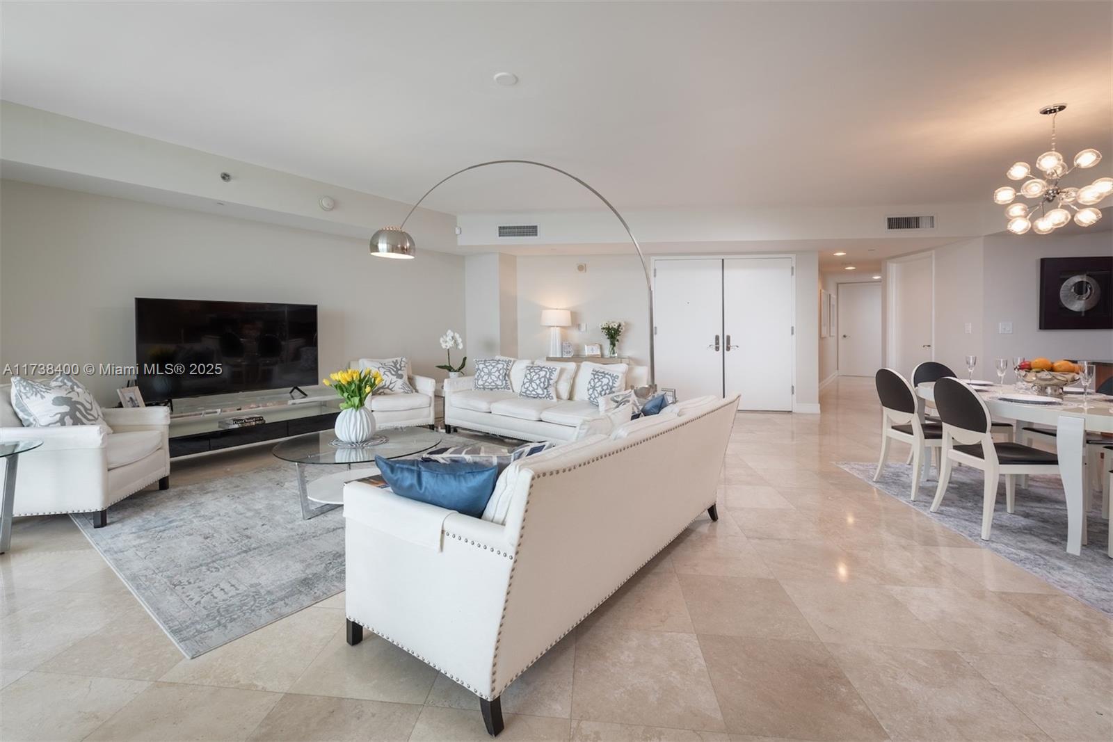 17201 Collins Ave # 1604
