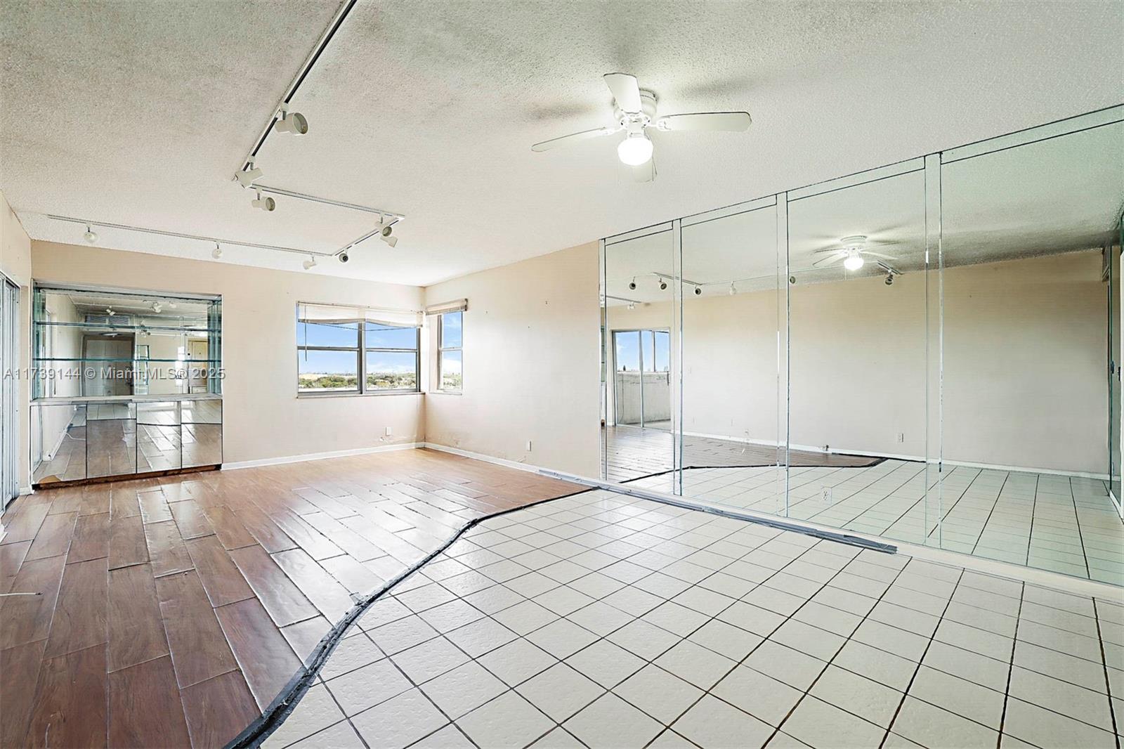 3301 Spanish Moss Ter # 904, Lauderhill Unit: 904