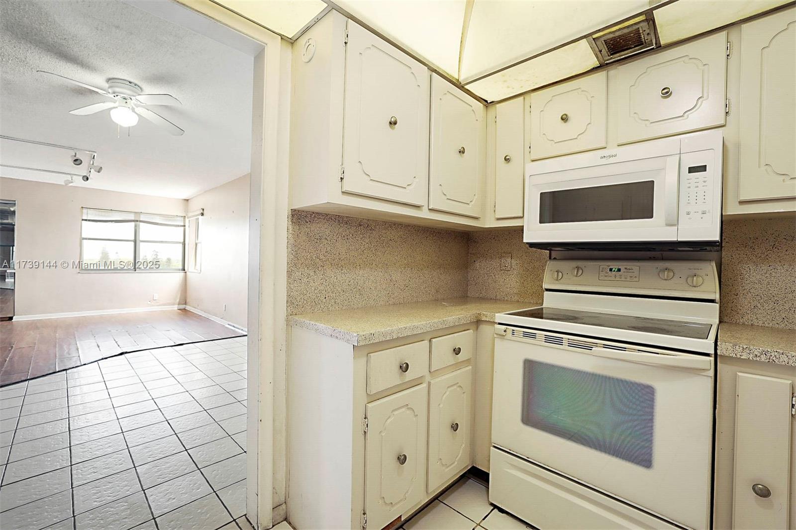3301 Spanish Moss Ter # 904, Lauderhill Unit: 904