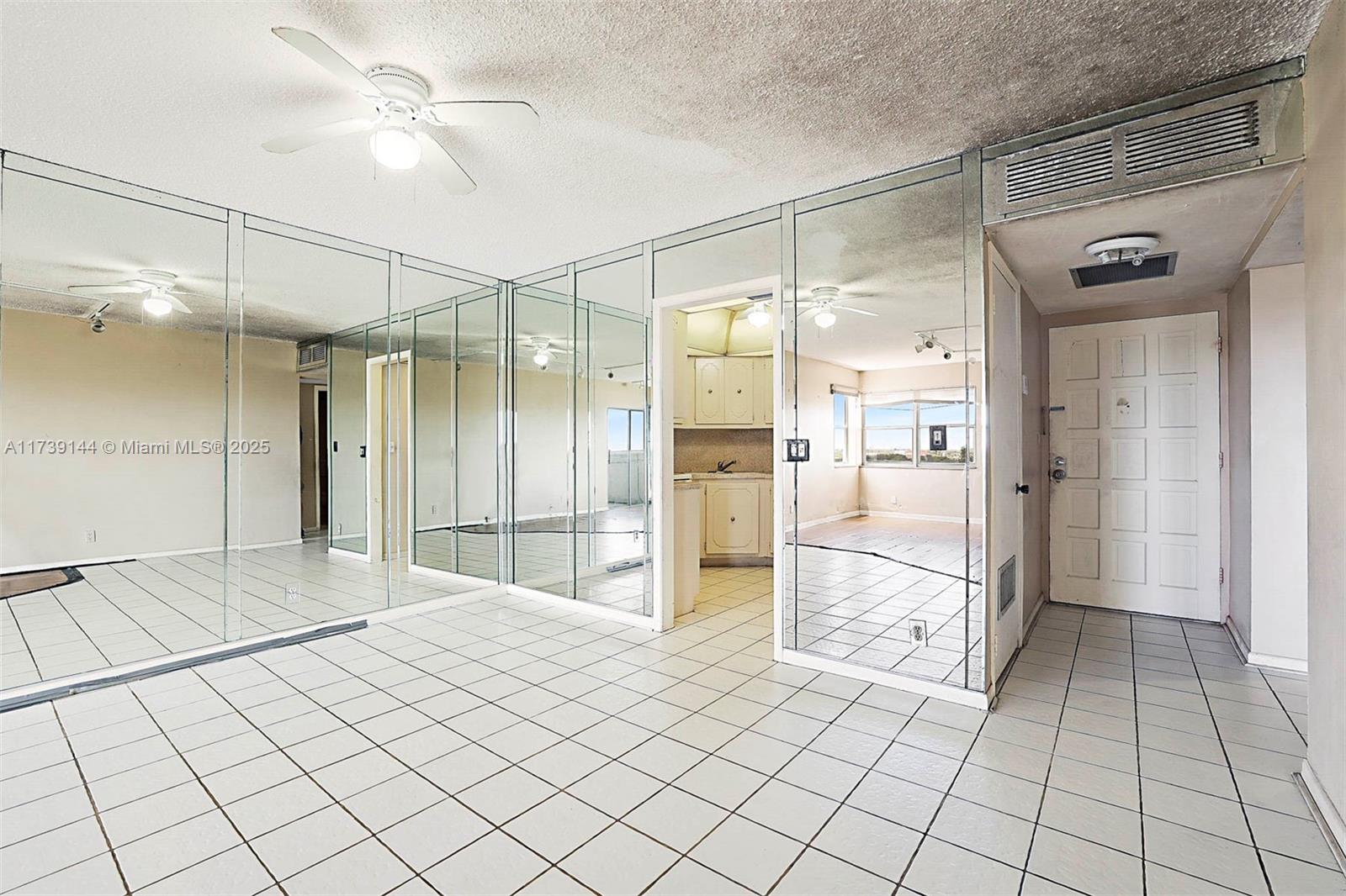 3301 Spanish Moss Ter # 904, Lauderhill Unit: 904