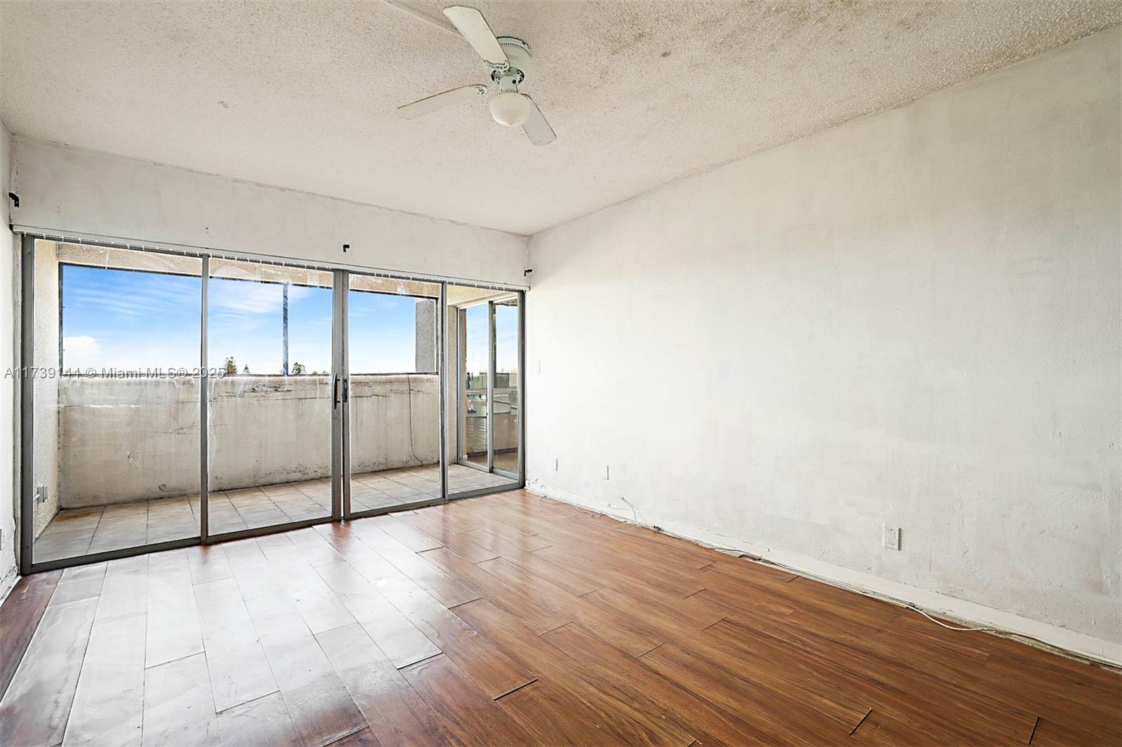 3301 Spanish Moss Ter # 904, Lauderhill Unit: 904