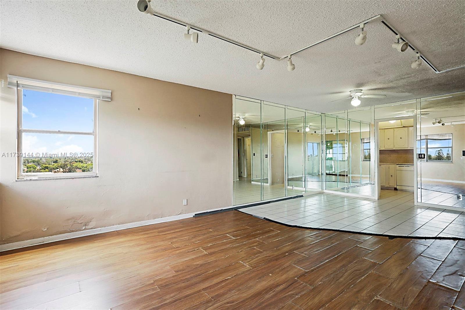 3301 Spanish Moss Ter # 904, Lauderhill Unit: 904