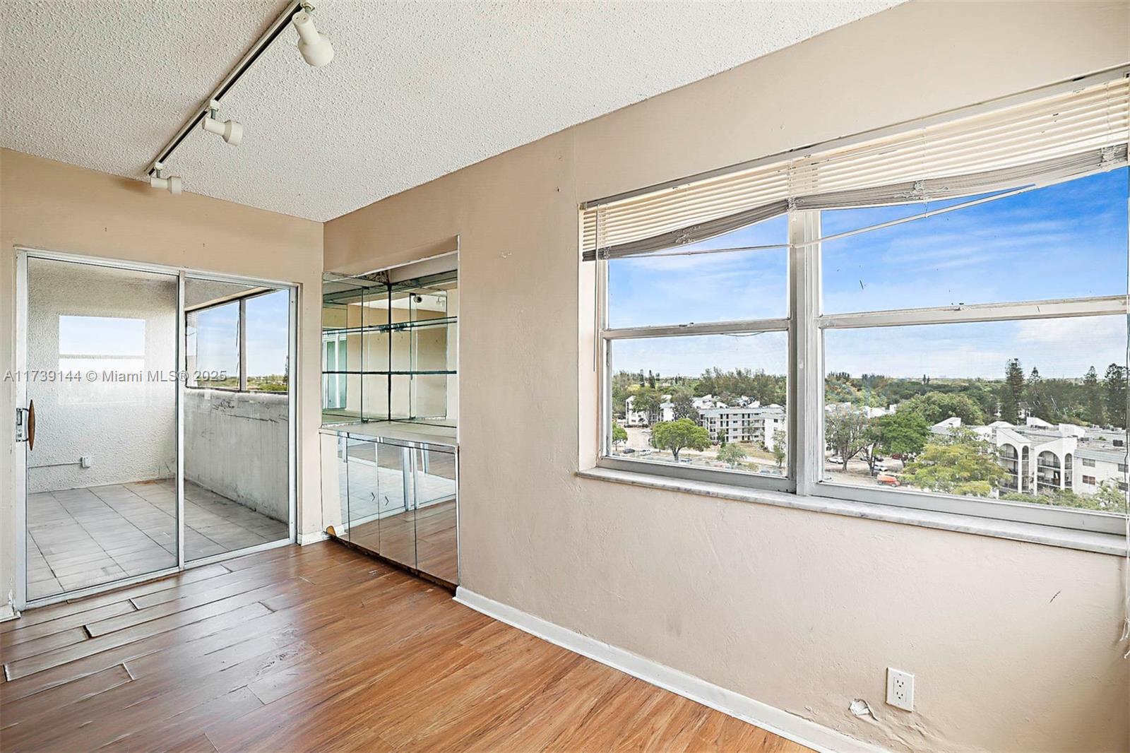 3301 Spanish Moss Ter # 904, Lauderhill Unit: 904