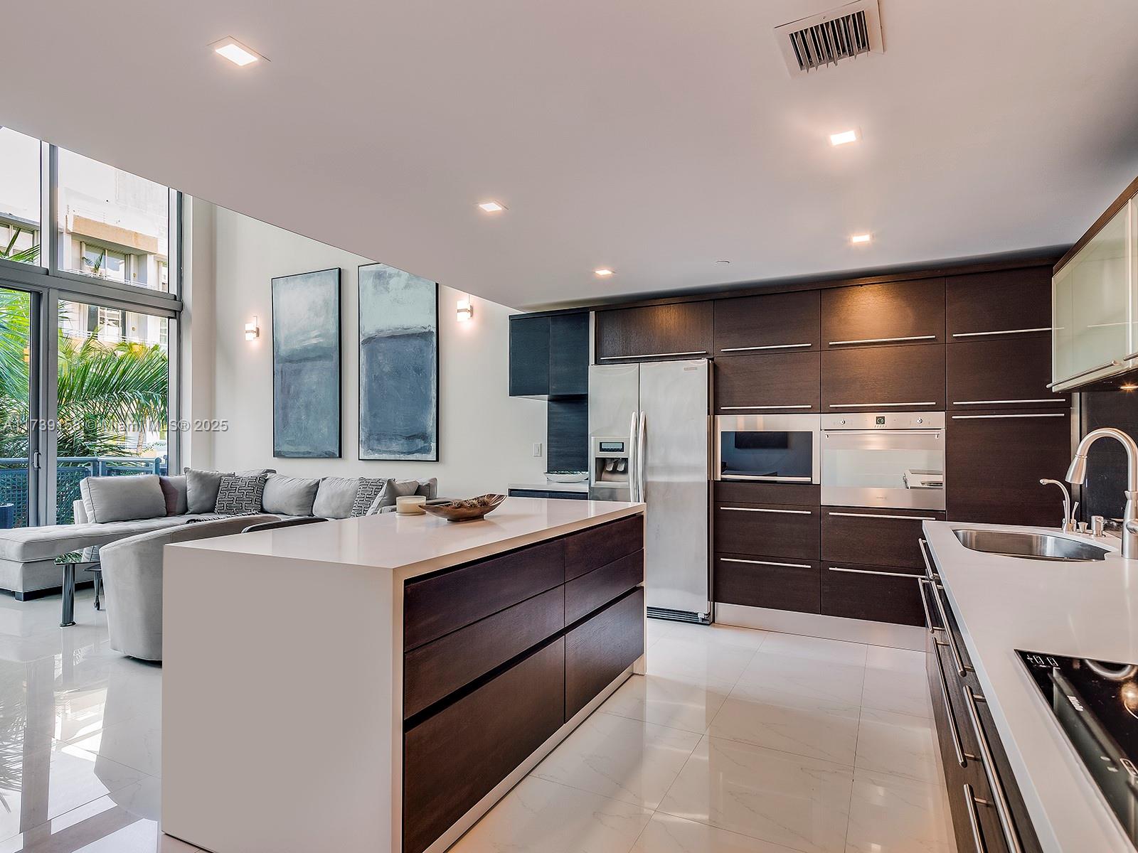 6000 Collins Ave # 346