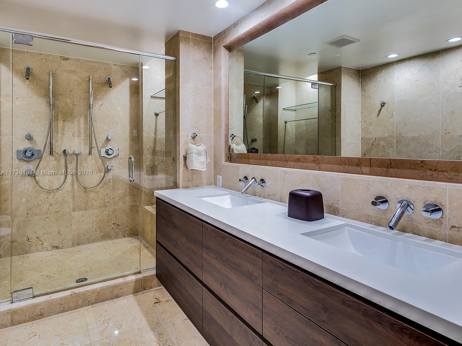6000 Collins Ave # 346
