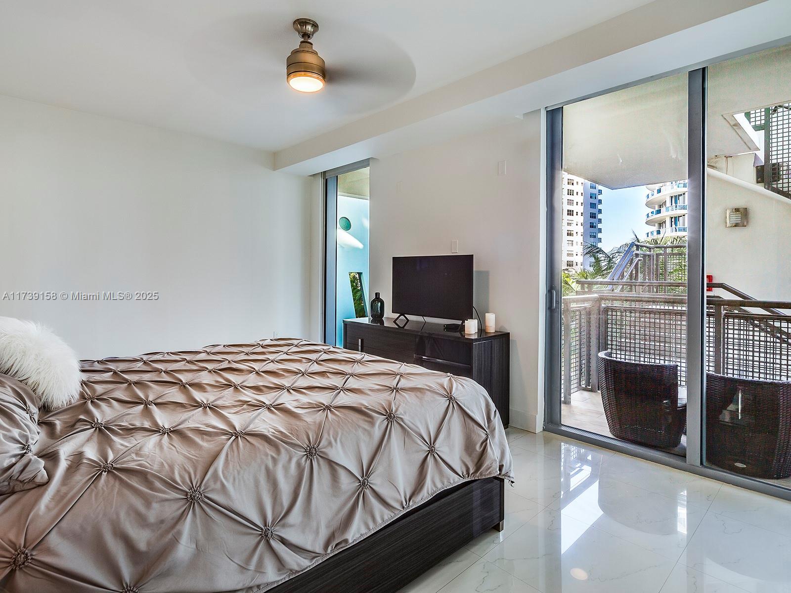 6000 Collins Ave # 346