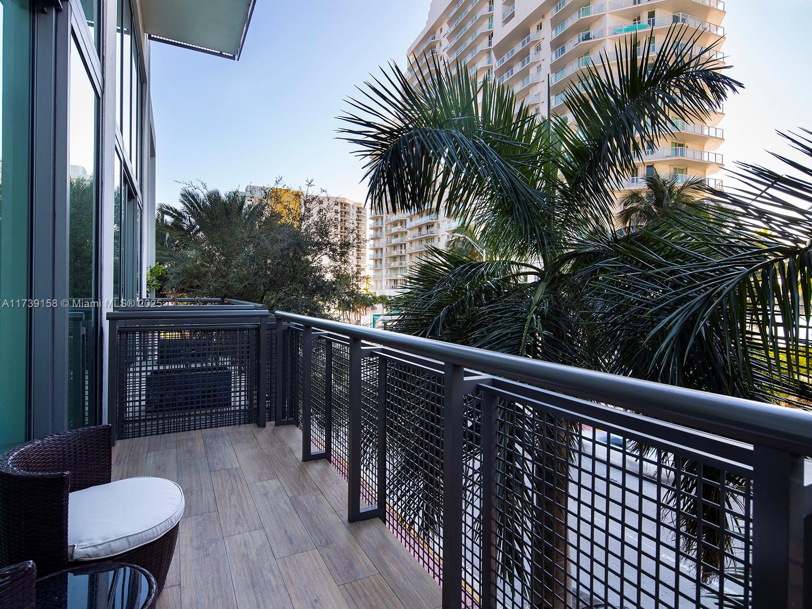 6000 Collins Ave # 346