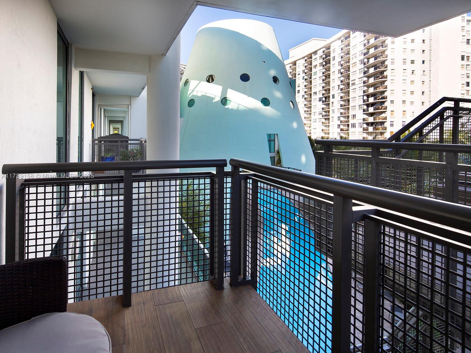 6000 Collins Ave # 346