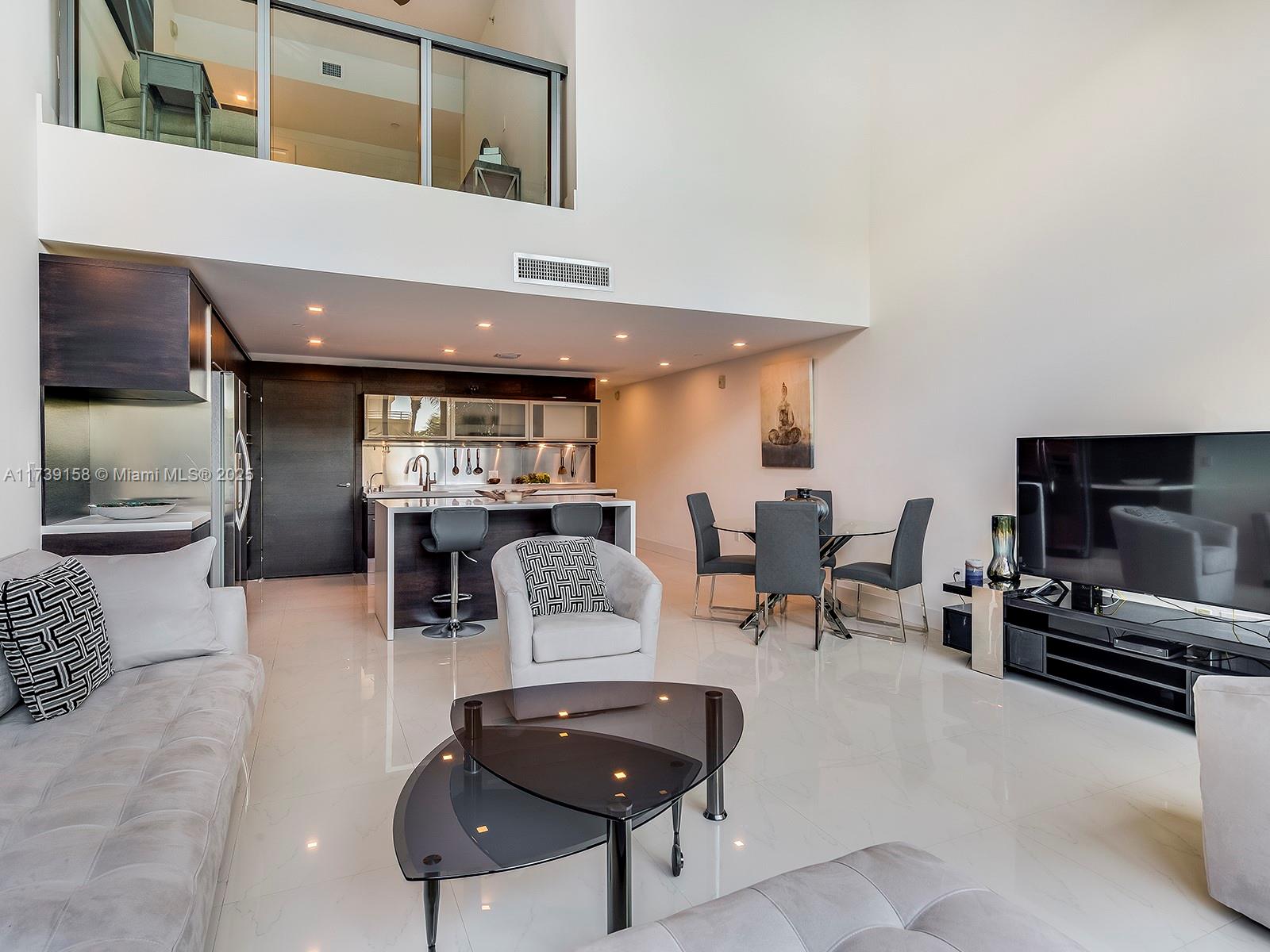 6000 Collins Ave # 346