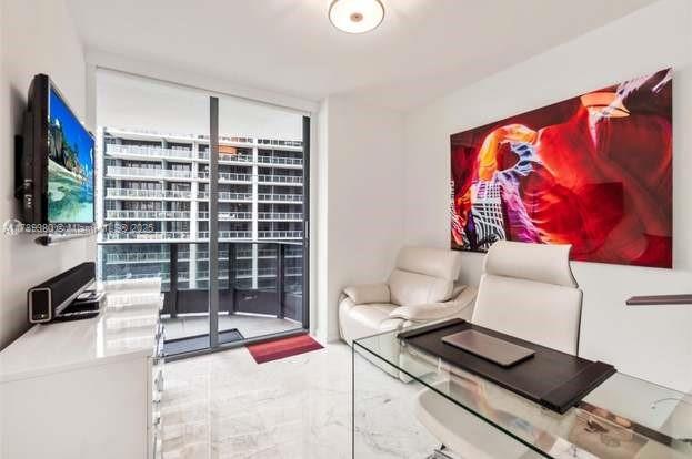 1000 Brickell Plz # 2615