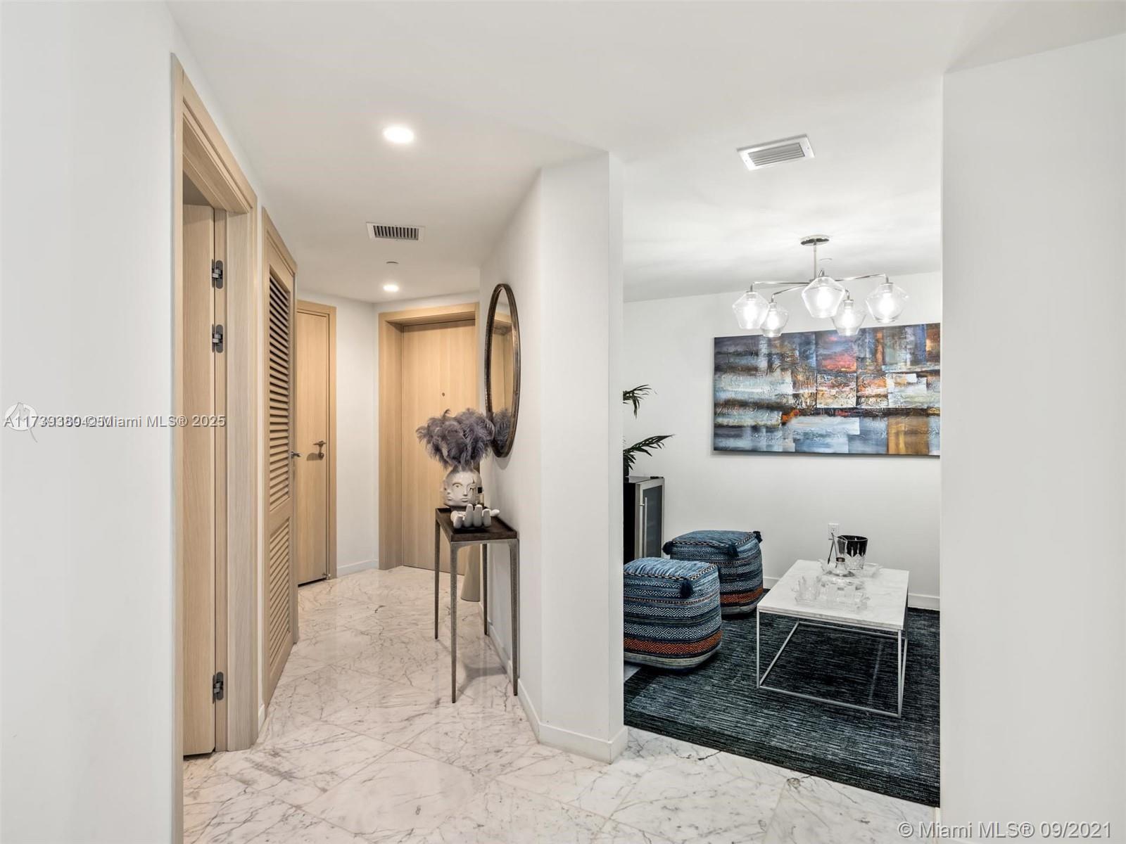 1000 Brickell Plz # 2615