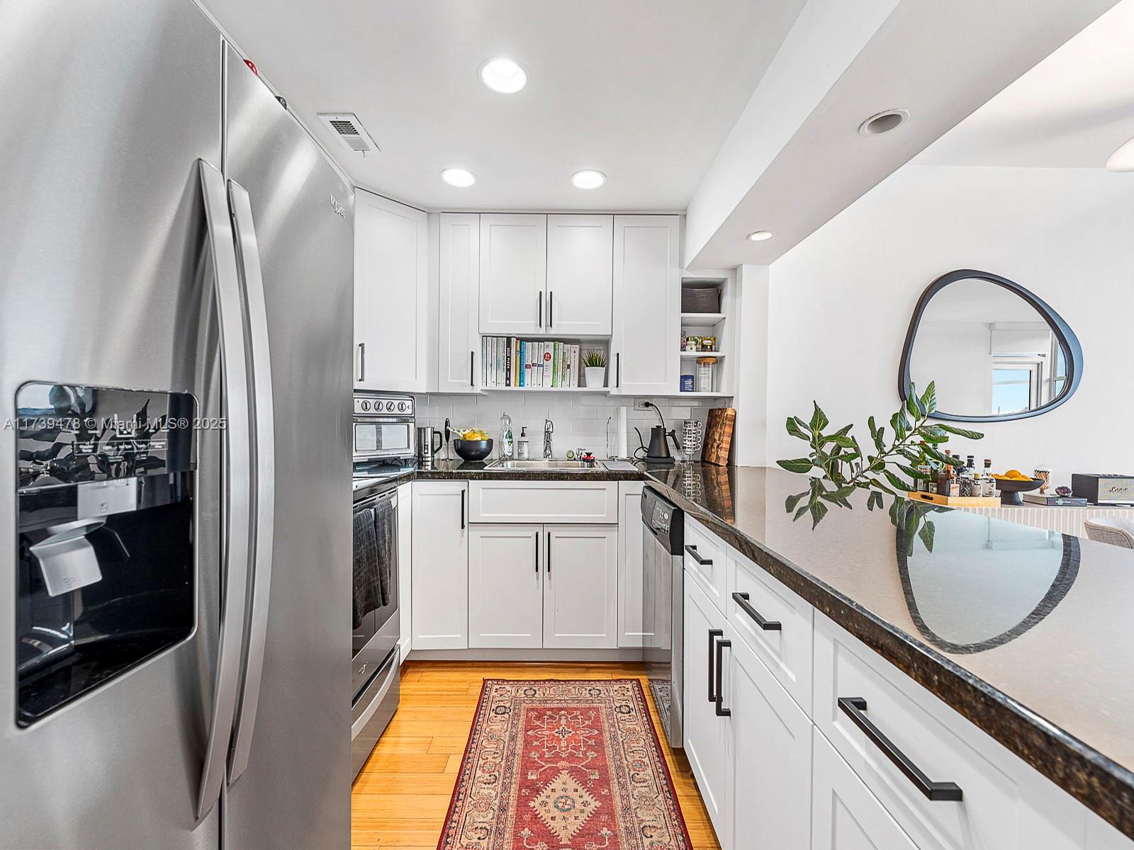 20 Island Ave # 910