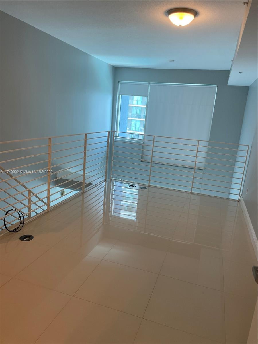 60 SW 13th St # 2414