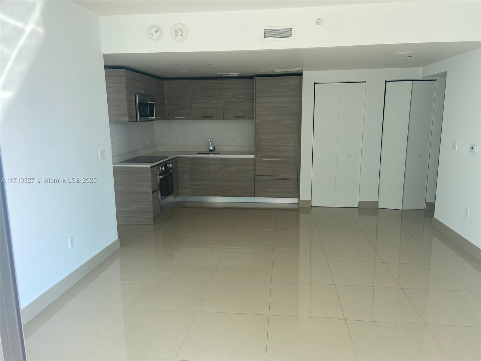 1300 S Miami Ave Unit: 2207