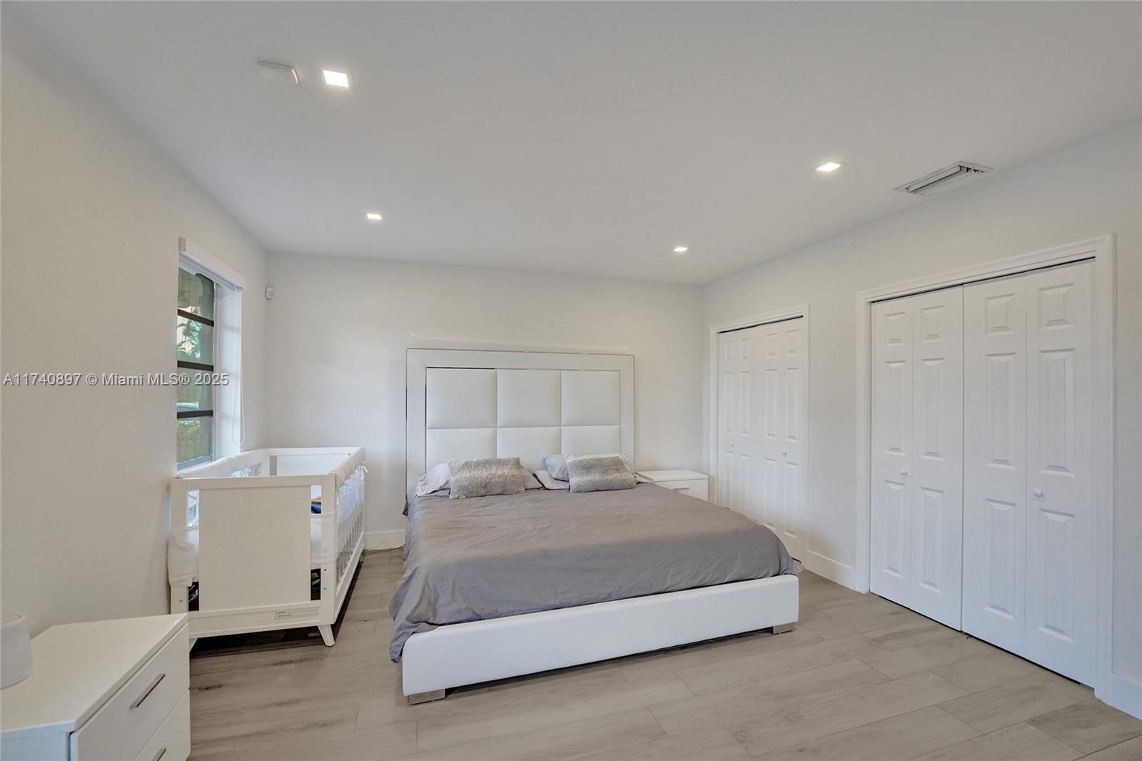 3630 N 55th Ave Unit: -