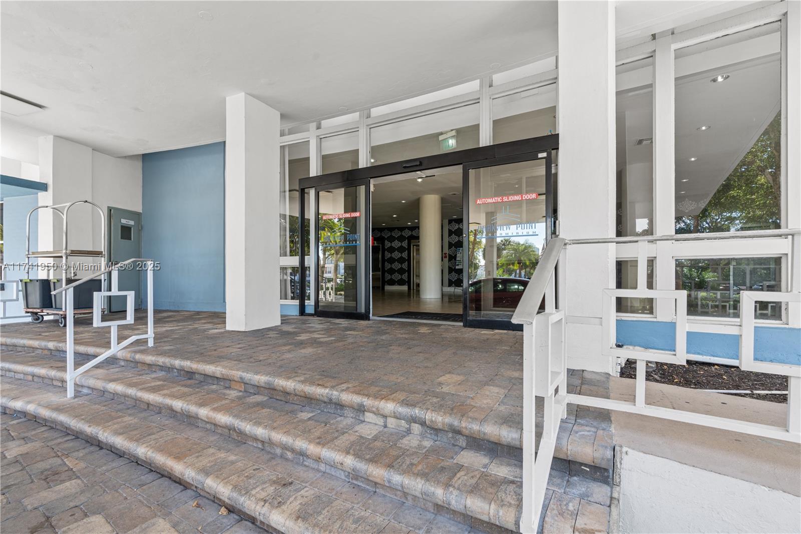 7441 Wayne Ave # 10K