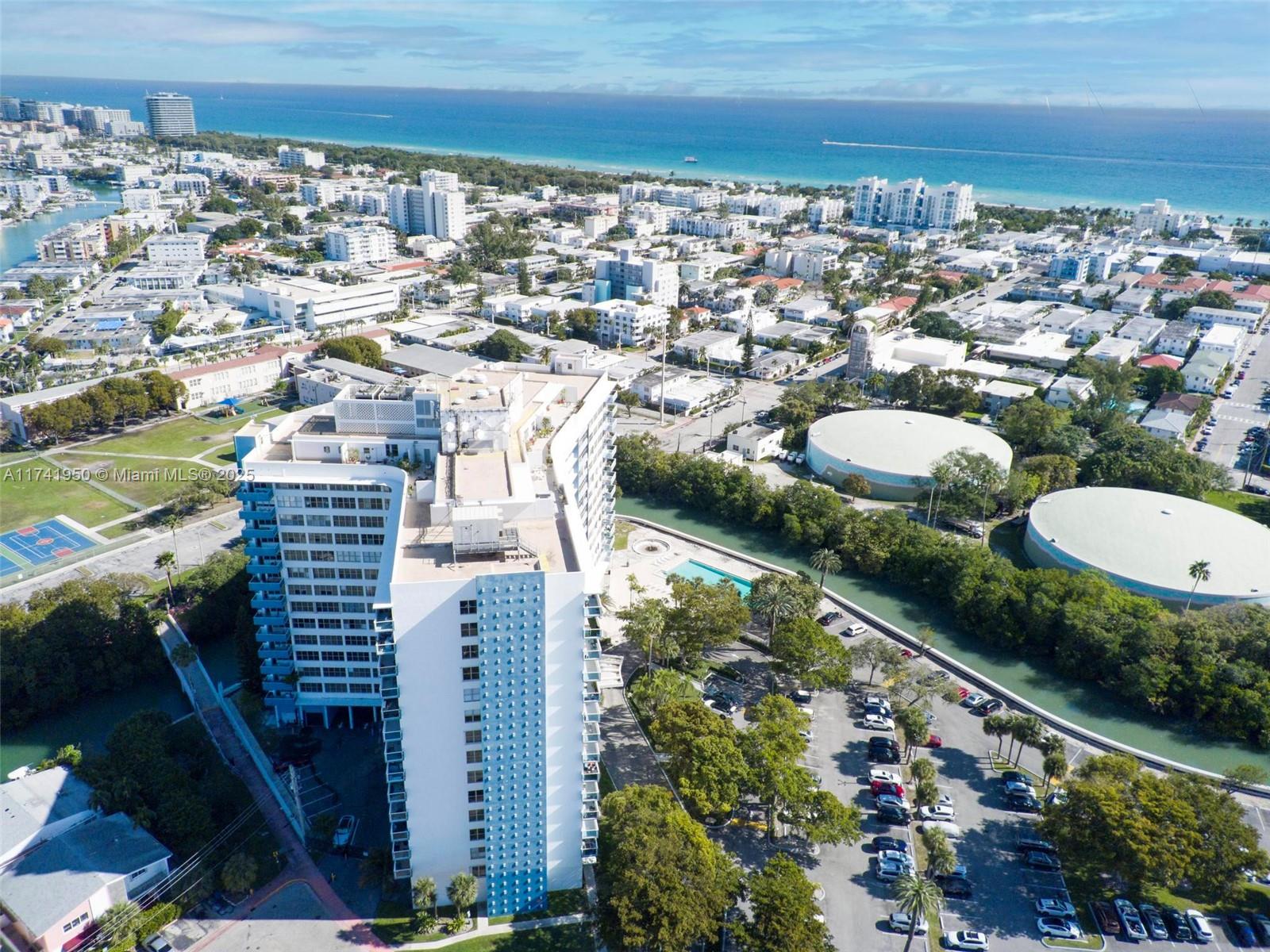 7441 Wayne Ave # 10K