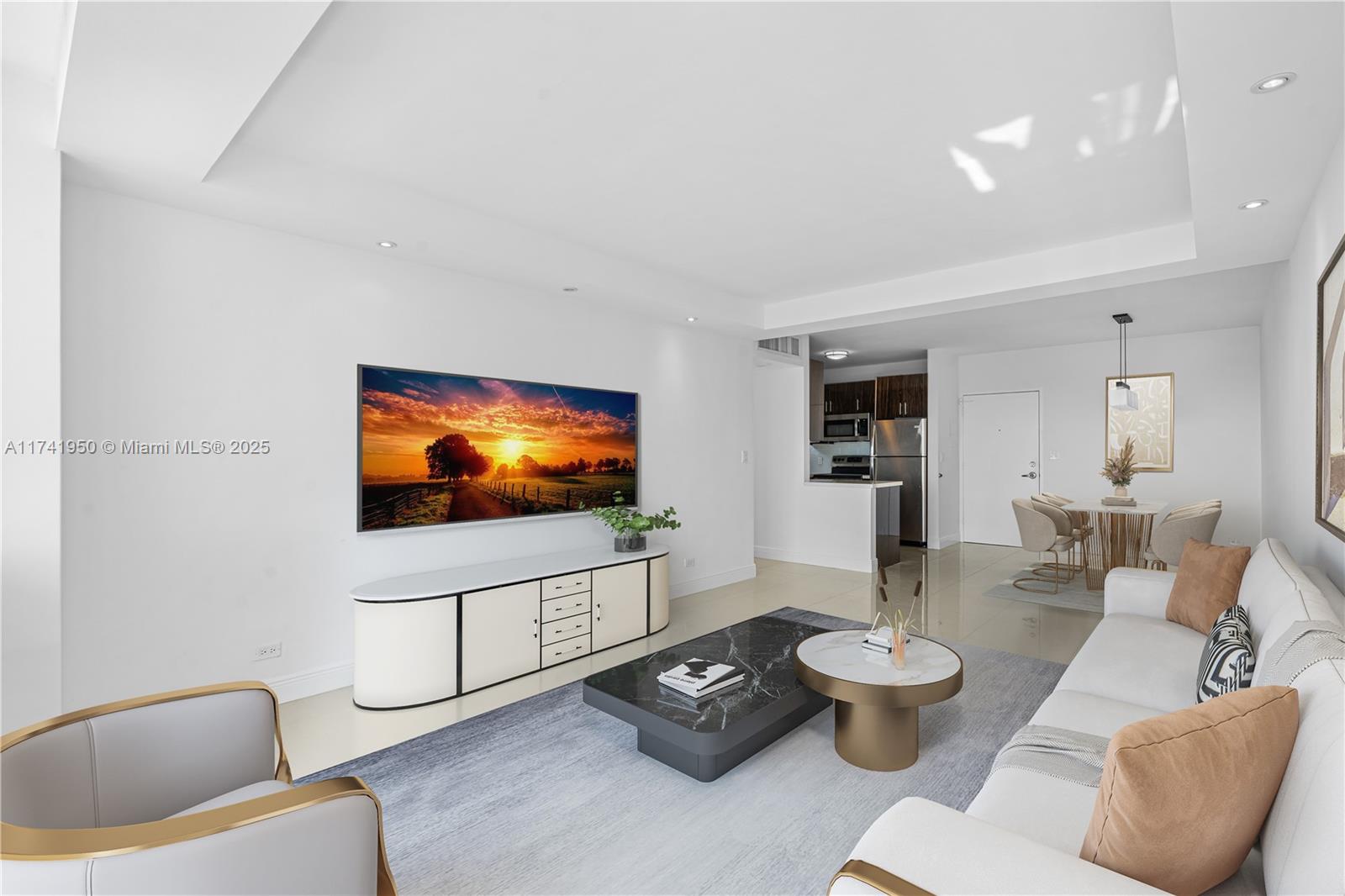 7441 Wayne Ave # 10K