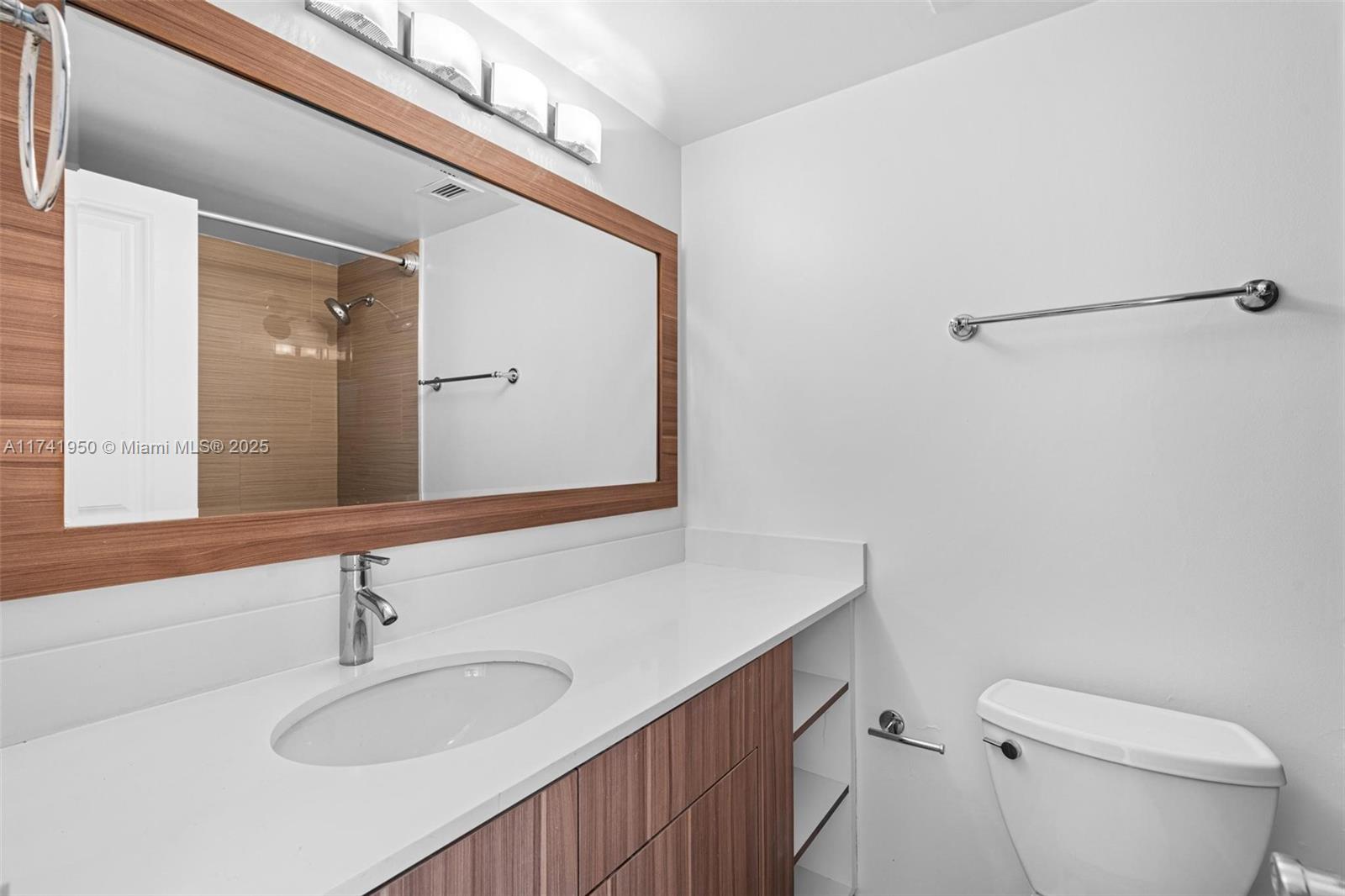 7441 Wayne Ave # 10K